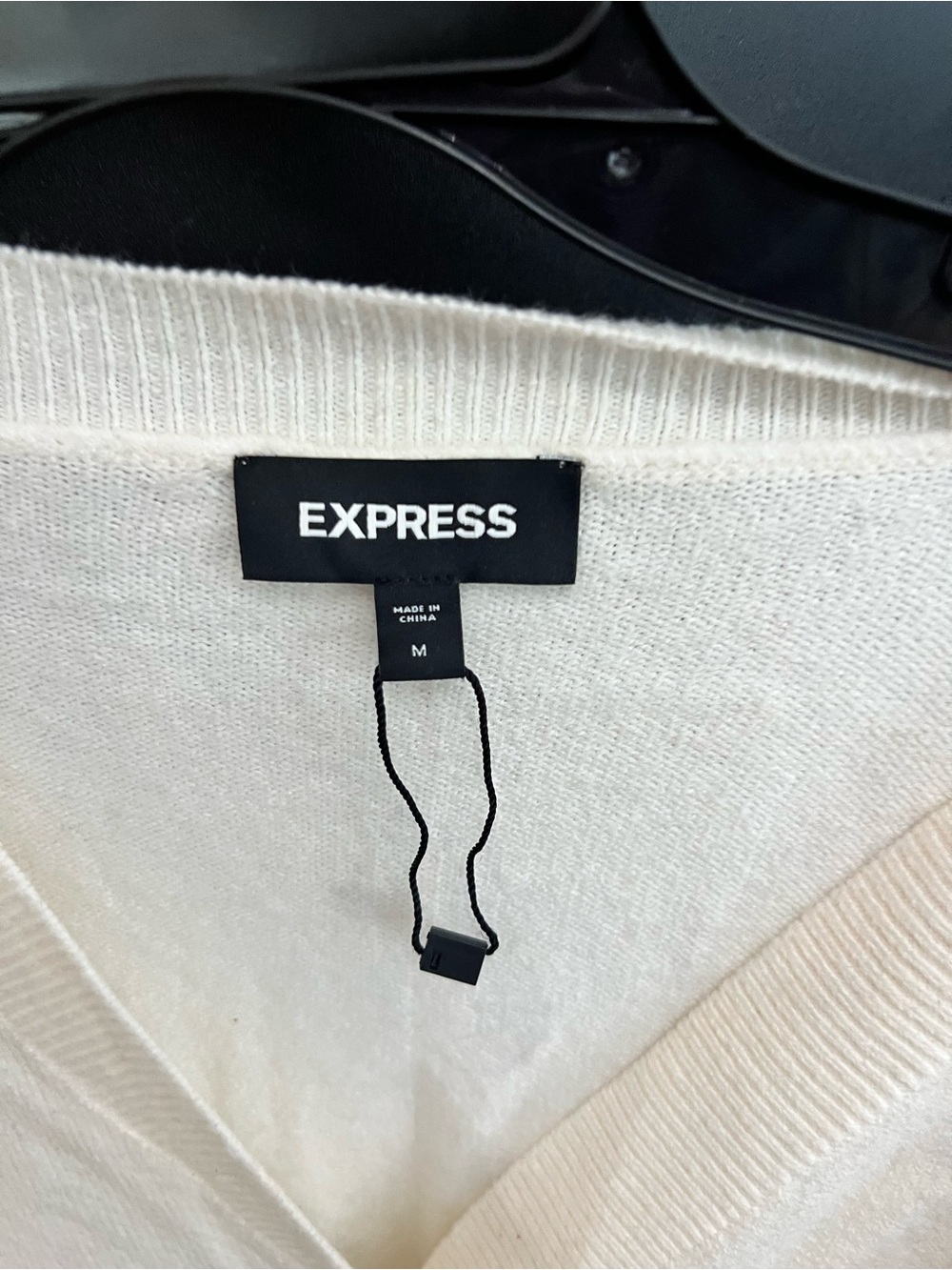 Express Cream V-Neck Pullover